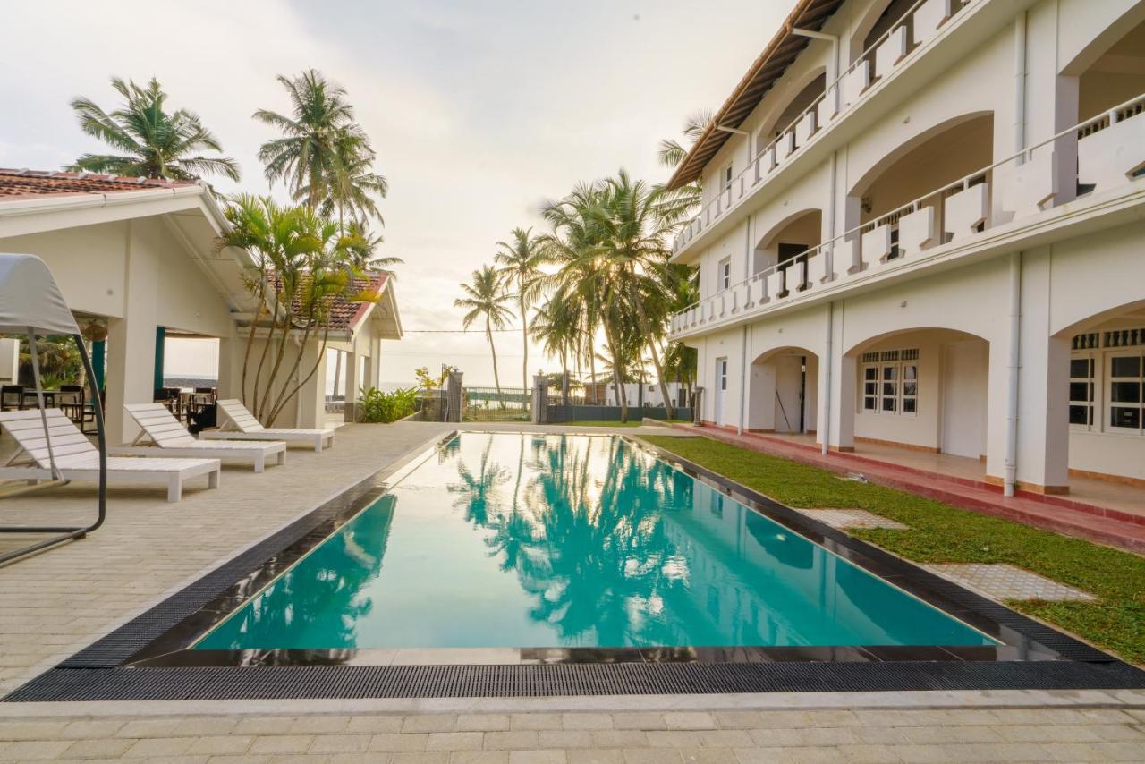 Shangrela Beach Resort By Ark Ambalangoda  Buitenkant foto