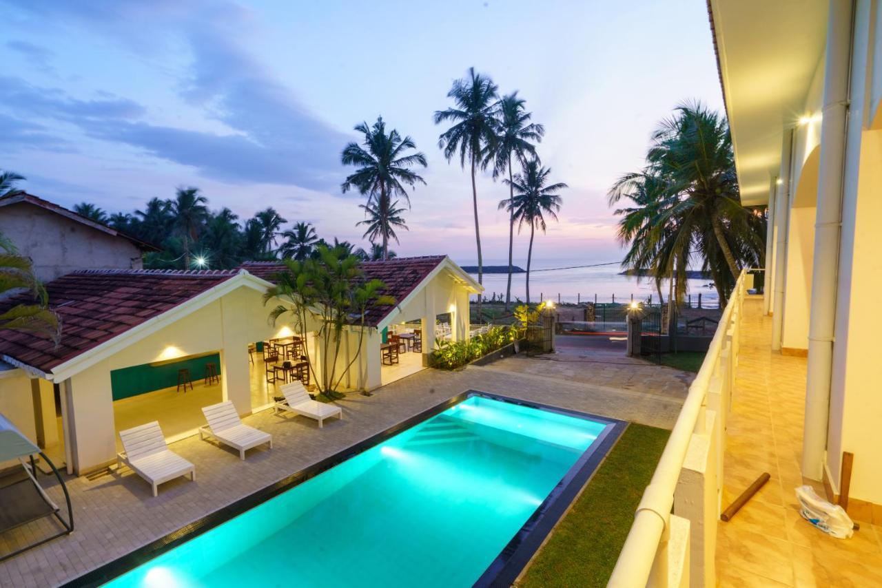 Shangrela Beach Resort By Ark Ambalangoda  Buitenkant foto