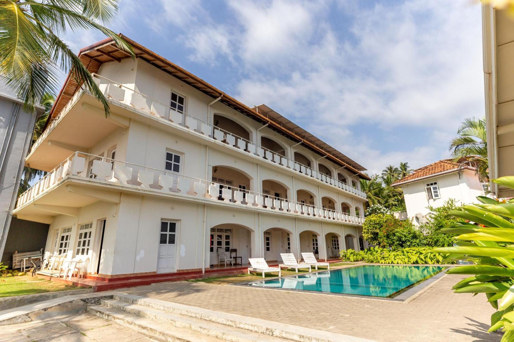 Shangrela Beach Resort By Ark Ambalangoda  Buitenkant foto