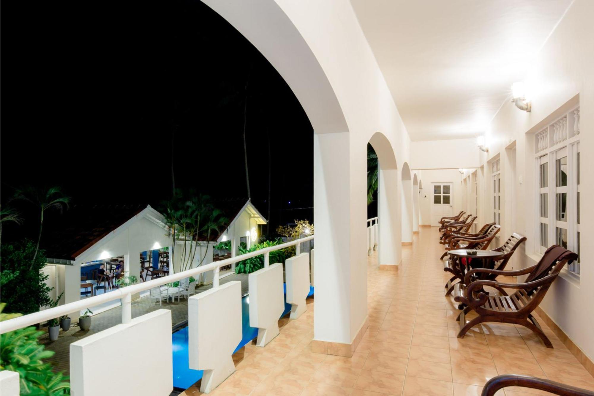 Shangrela Beach Resort By Ark Ambalangoda  Buitenkant foto