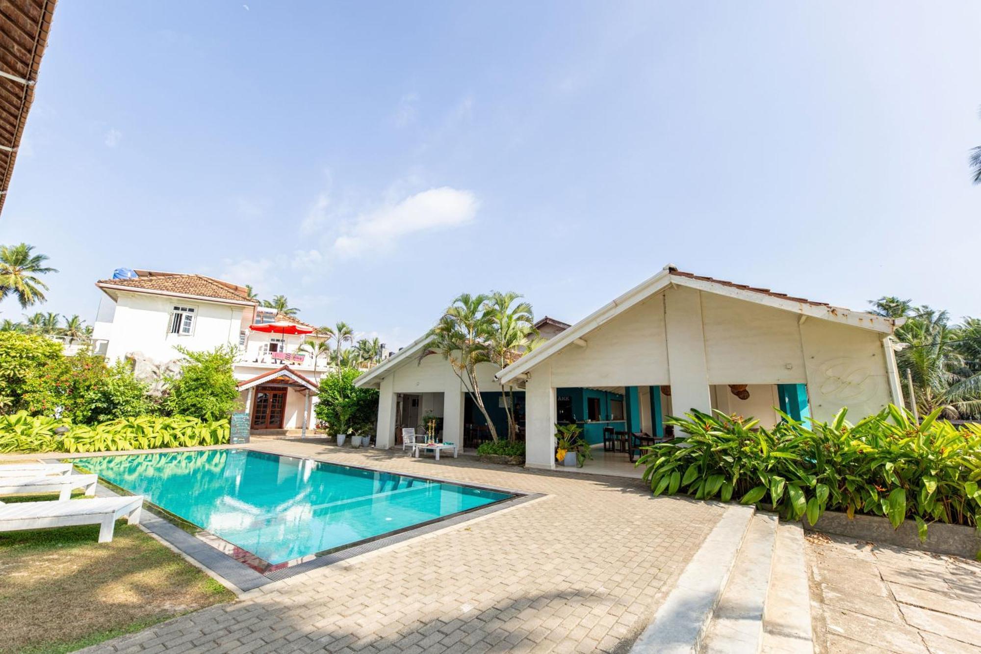Shangrela Beach Resort By Ark Ambalangoda  Buitenkant foto